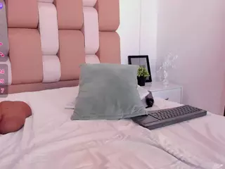 Victoria Mooree's Live Sex Cam Show