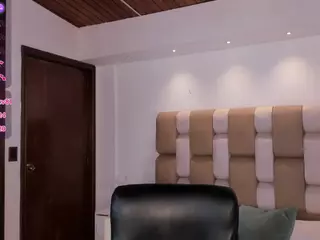 Victoria Mooree's Live Sex Cam Show