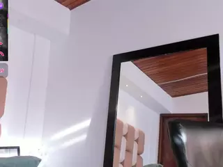 Victoria Mooree's Live Sex Cam Show