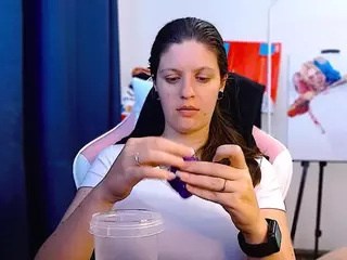 Ann's Live Sex Cam Show