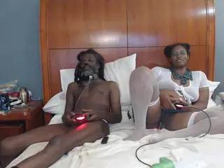 traphouseluv's Live Sex Cam Show