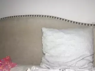 xoxcat's Live Sex Cam Show