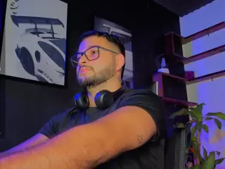 Andrew-Brownn's Live Sex Cam Show