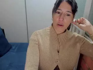 penelope47's Live Sex Cam Show