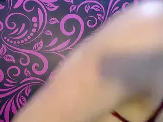 MilfRockRoll's Live Sex Cam Show
