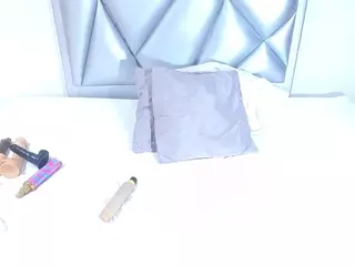 exotic-karmella's Live Sex Cam Show