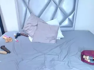 exotic-karmella's Live Sex Cam Show
