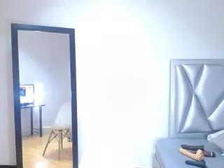 exotic-karmella's Live Sex Cam Show