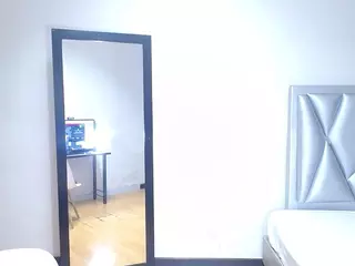 exotic-karmella's Live Sex Cam Show
