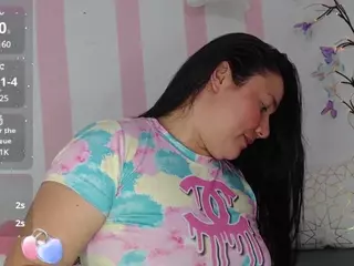 luciaflores's Live Sex Cam Show