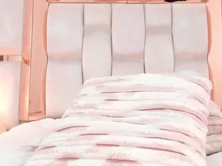 Carlee-Jones's Live Sex Cam Show