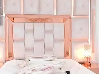 Carlee-Jones's Live Sex Cam Show