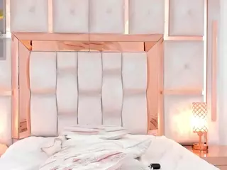 Carlee-Jones's Live Sex Cam Show