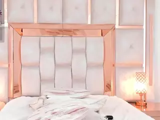 Carlee-Jones's Live Sex Cam Show