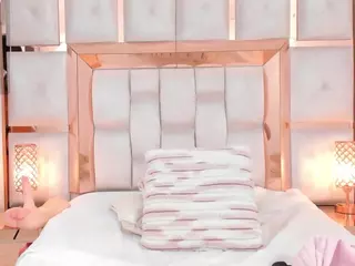 Carlee-Jones's Live Sex Cam Show