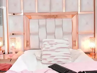 Carlee-Jones's Live Sex Cam Show