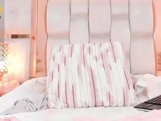 Carlee-Jones's Live Sex Cam Show