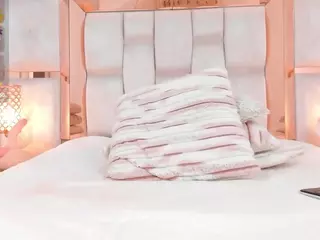 Carlee-Jones's Live Sex Cam Show