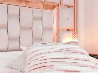 Carlee-Jones's Live Sex Cam Show
