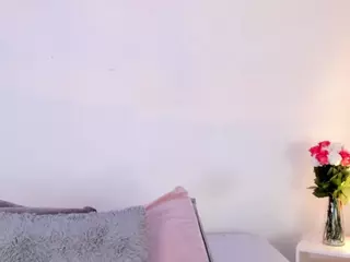 IsaMeow's Live Sex Cam Show
