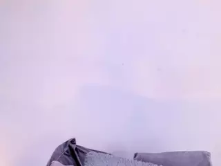 IsaMeow's Live Sex Cam Show