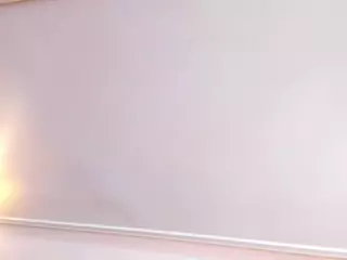 IsaMeow's Live Sex Cam Show