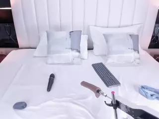 MarianaRey18's Live Sex Cam Show