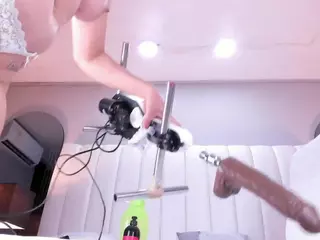 MarianaRey18's Live Sex Cam Show