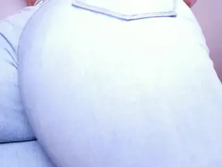 MarianaRey18's Live Sex Cam Show