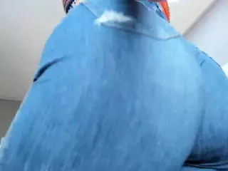 MarianaRey18's Live Sex Cam Show