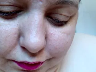 lindalovesexy's Live Sex Cam Show