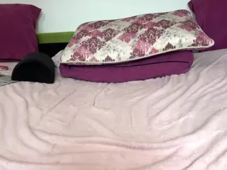 lindalovesexy's Live Sex Cam Show