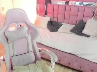 ALICIA HORNY MILF's Live Sex Cam Show