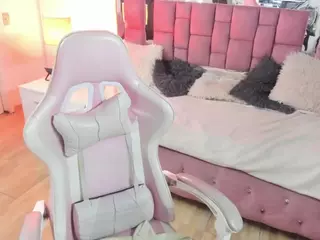 ALICIA HORNY MILF's Live Sex Cam Show