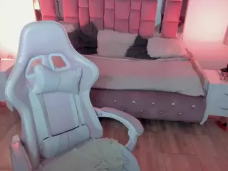 ALICIA HORNY MILF's Live Sex Cam Show