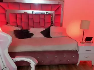 ALICIA HORNY MILF's Live Sex Cam Show