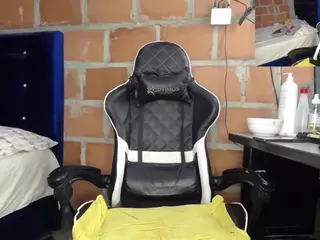 Alex-2-9114🍑's Live Sex Cam Show