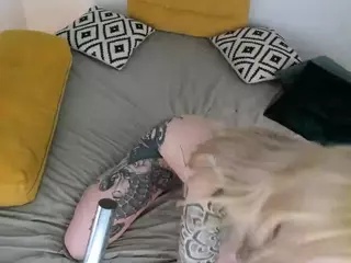 Chasey's Live Sex Cam Show