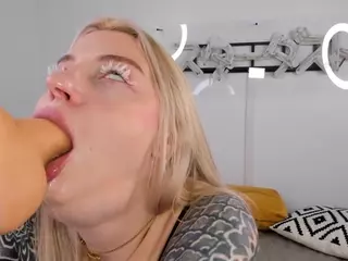 Chasey's Live Sex Cam Show
