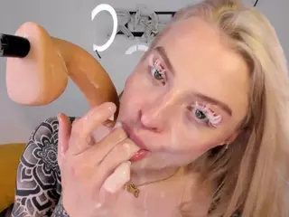 Chasey's Live Sex Cam Show