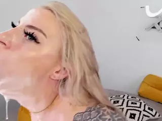 Chasey's Live Sex Cam Show