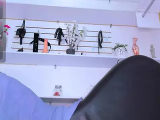 Alejandra-dunn's Live Sex Cam Show