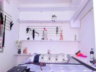 Alejandra-dunn's Live Sex Cam Show