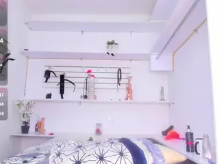 Alejandra-dunn's Live Sex Cam Show