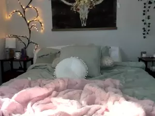 jadebay's Live Sex Cam Show