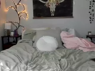 jadebay's Live Sex Cam Show