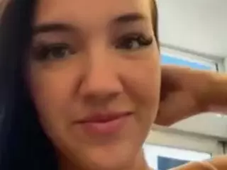 jadebay's Live Sex Cam Show