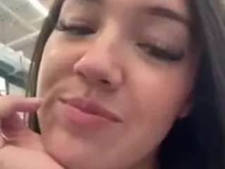 jadebay's Live Sex Cam Show