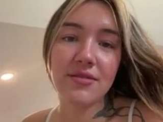Live cam show with jadebay