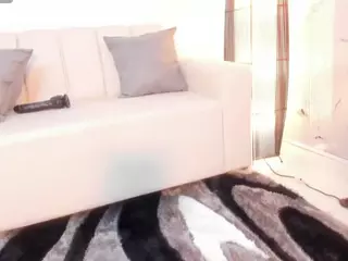 SarahGil's Live Sex Cam Show